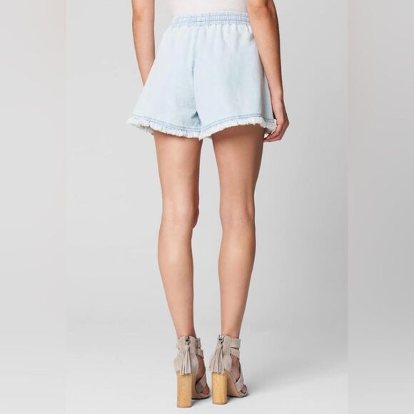 Blank NYC Doing Too Much Light Wash Elastic Waist Shorts Size Small - Picture 3 of 9